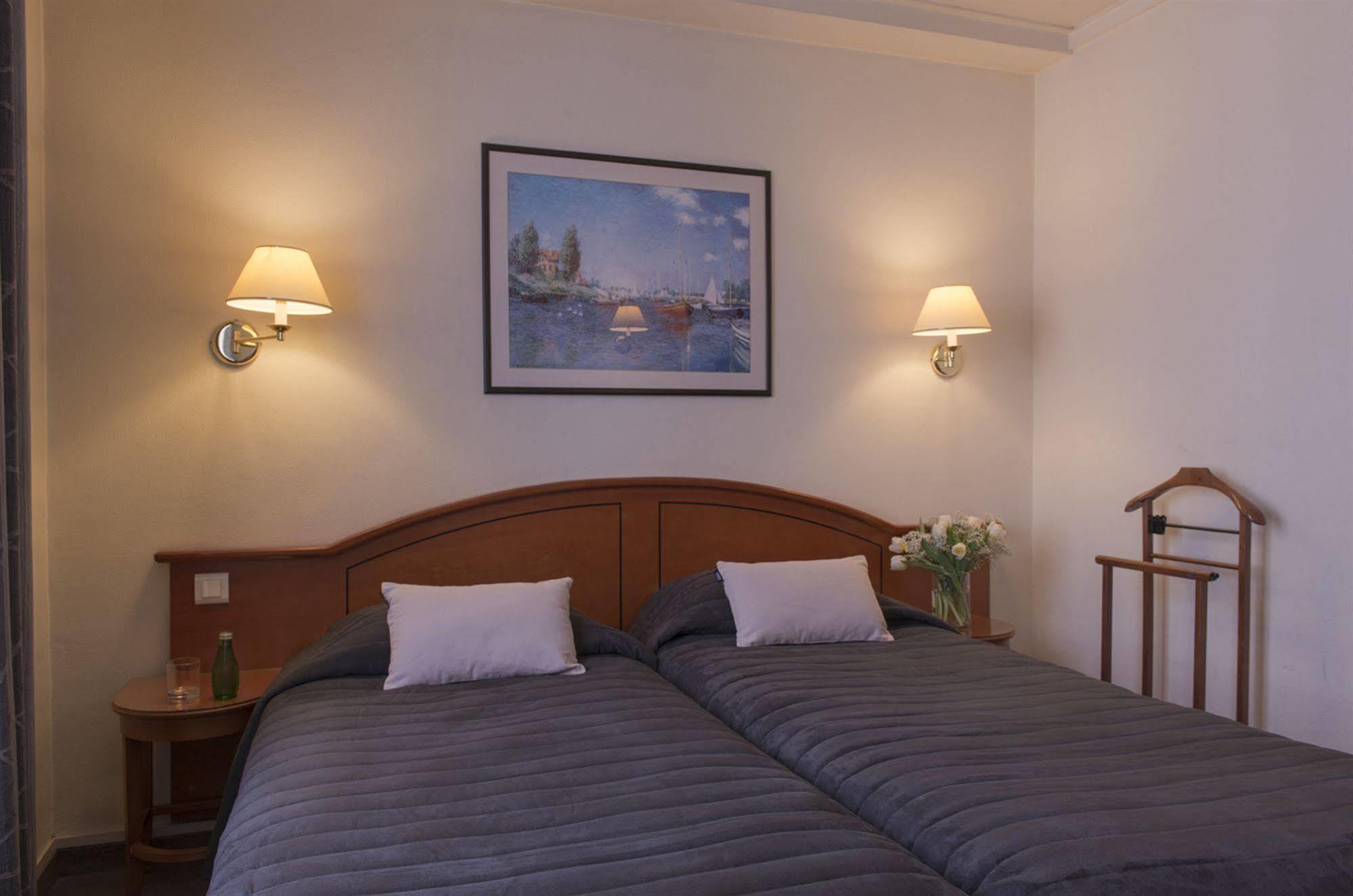 Hotel De Genève Parijs